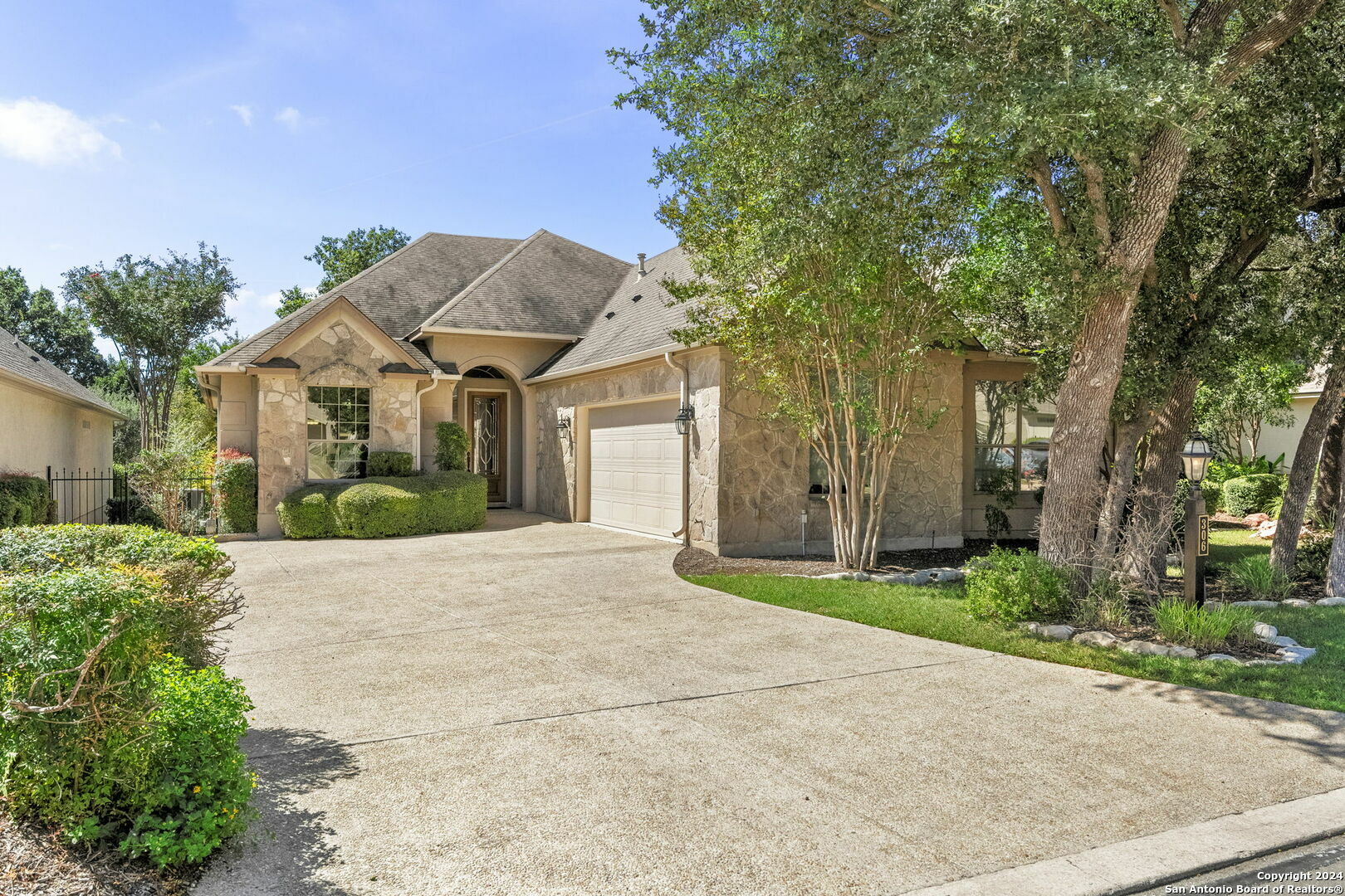 Property Photo:  306 Roseheart  TX 78259 