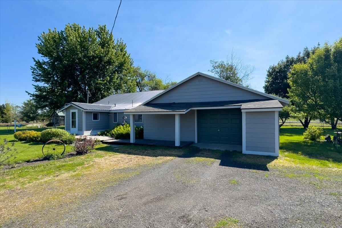 Property Photo:  6006 S Assembly Rd  WA 99224 