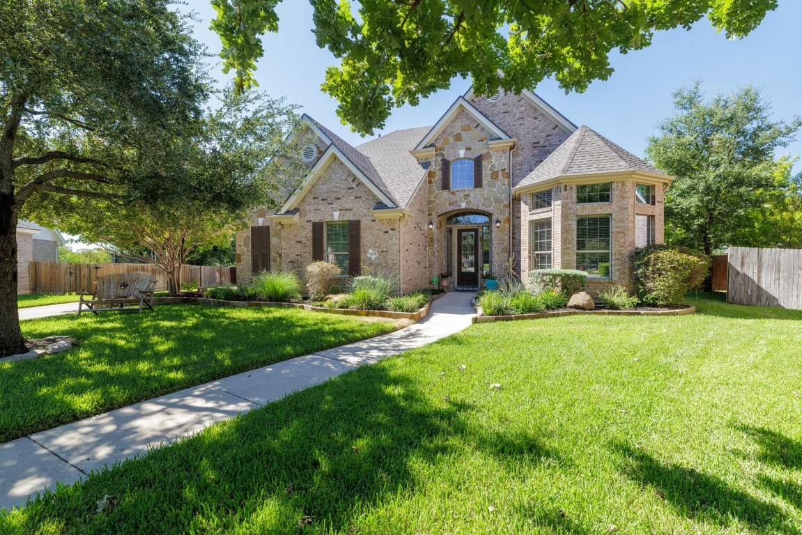 Property Photo:  605 Riley Trail  TX 78613 