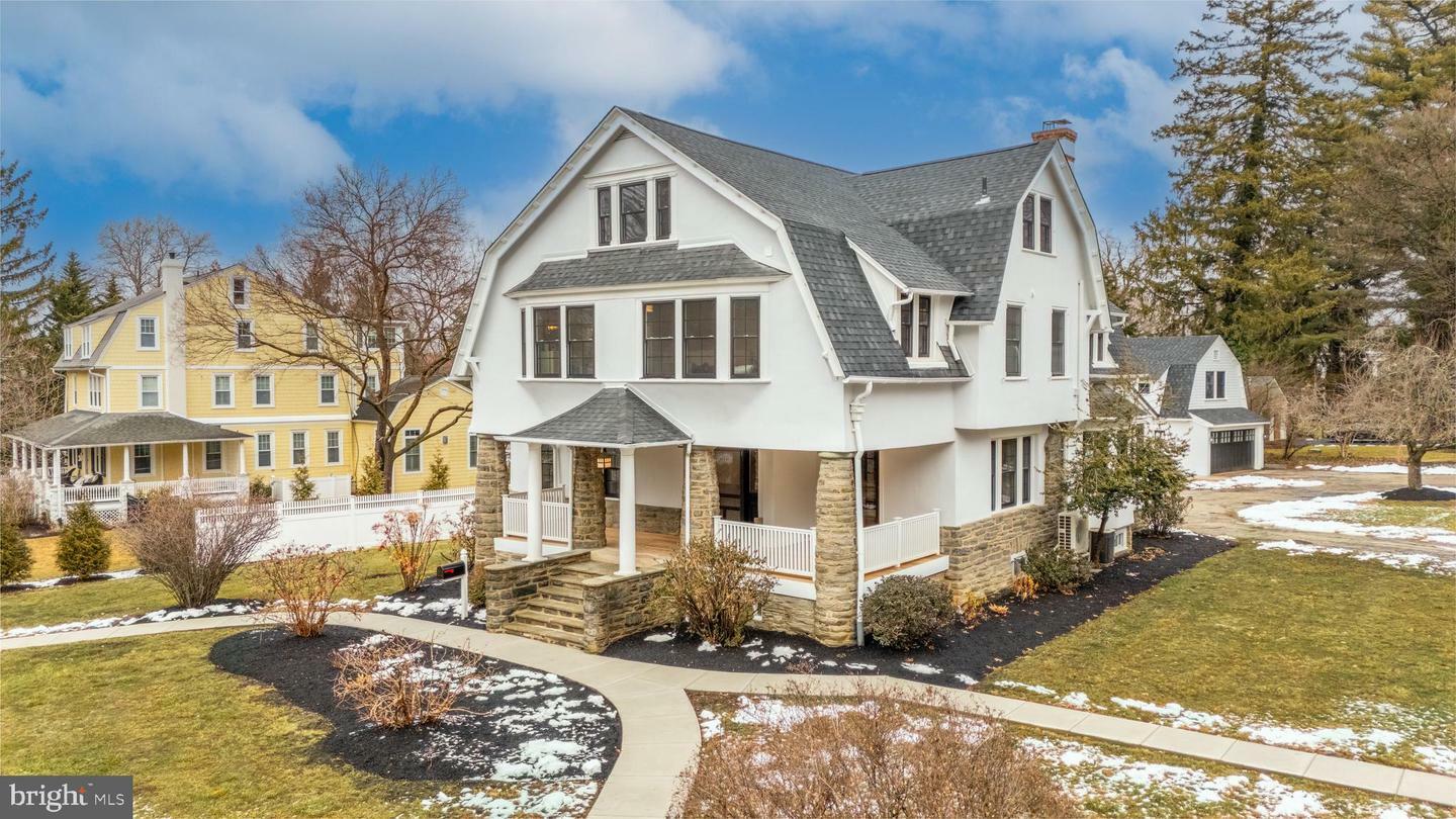 Property Photo:  321 S Wayne Avenue  PA 19087 