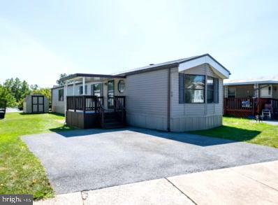 Property Photo:  910 Opal Street  PA 17522 