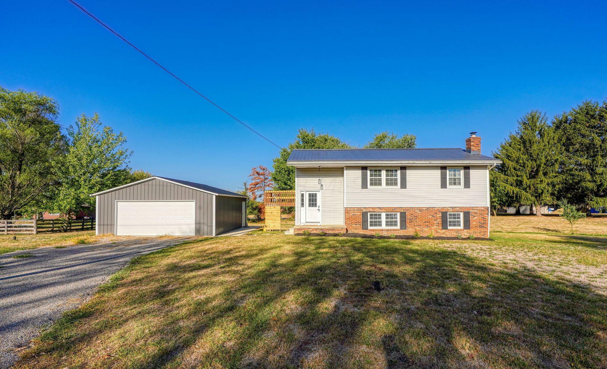 Property Photo:  7405 Winchester Southern Road  OH 43154 