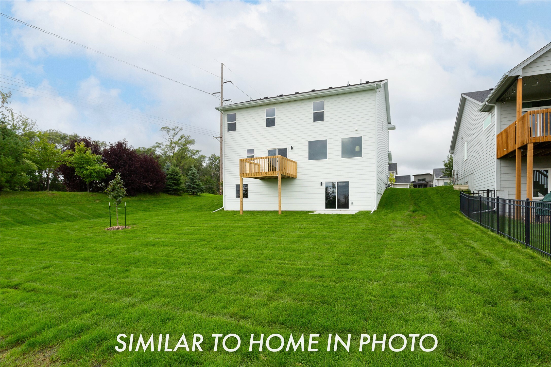 Property Photo:  1449 S 91st Street  IA 50266 