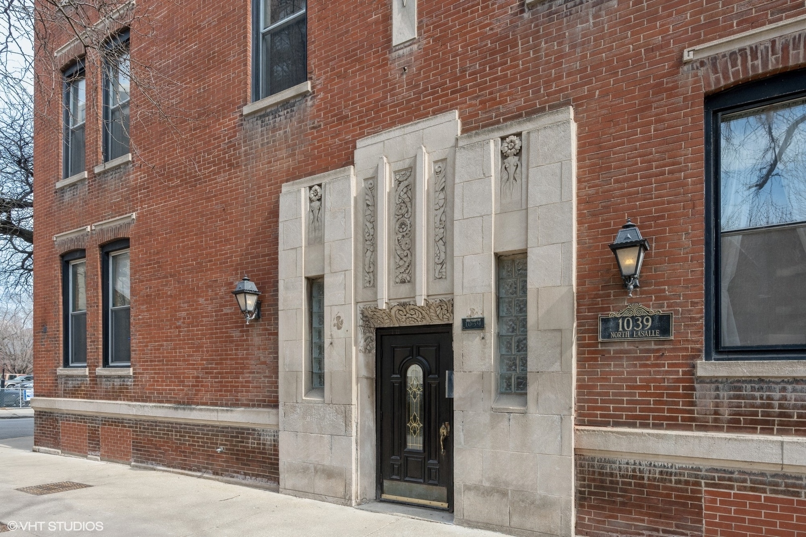 Property Photo:  1039 N Lasalle Street 16  IL 60610 