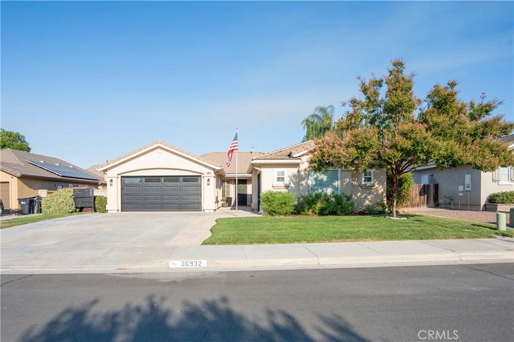 Property Photo:  36932 Red Oak Street  CA 92596 