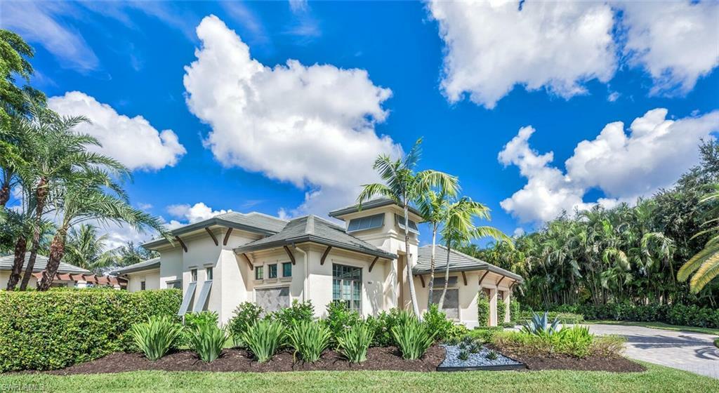 Property Photo:  28637 La Caille Dr  FL 34119 