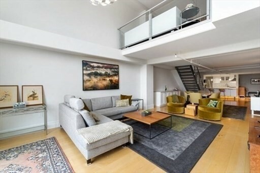 Property Photo:  25 Channel Center St 210  MA 02210 