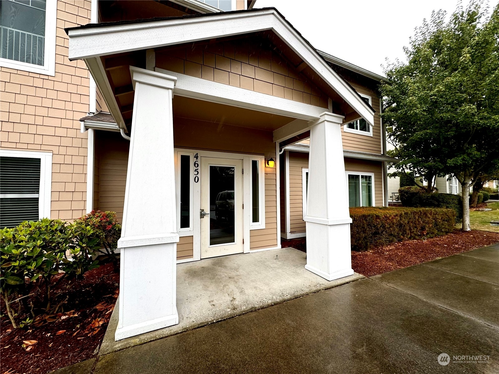 Property Photo:  4650 Celia Way 102  WA 98226 