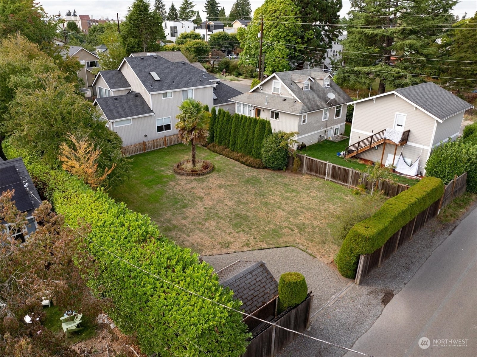 Property Photo:  87 Xx 12th Avenue NW  WA 98117 