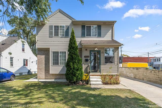 Property Photo:  5638 Kingsbury Street  MI 48127 