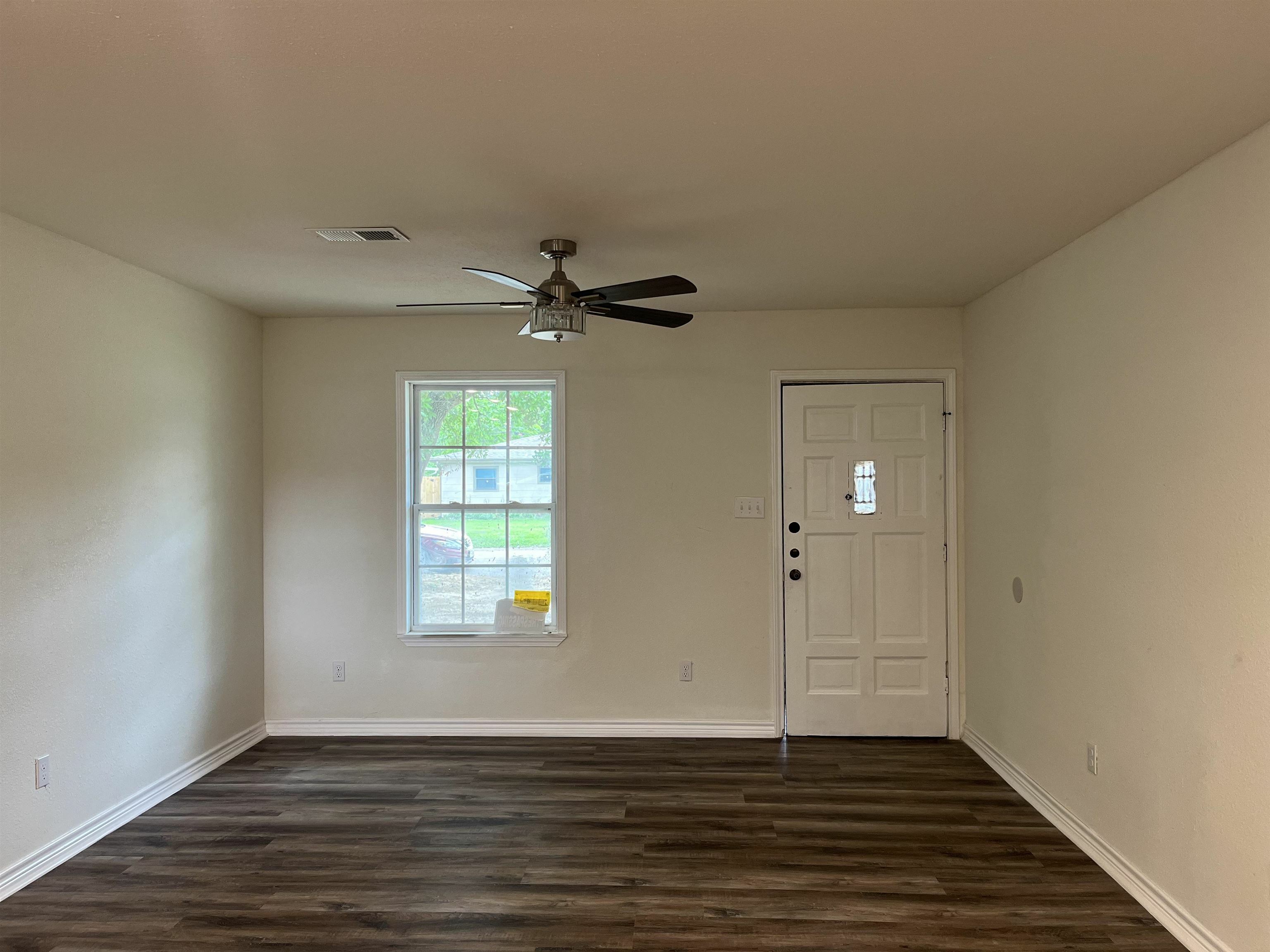 Property Photo:  2923 Avenue L  TX 77627 