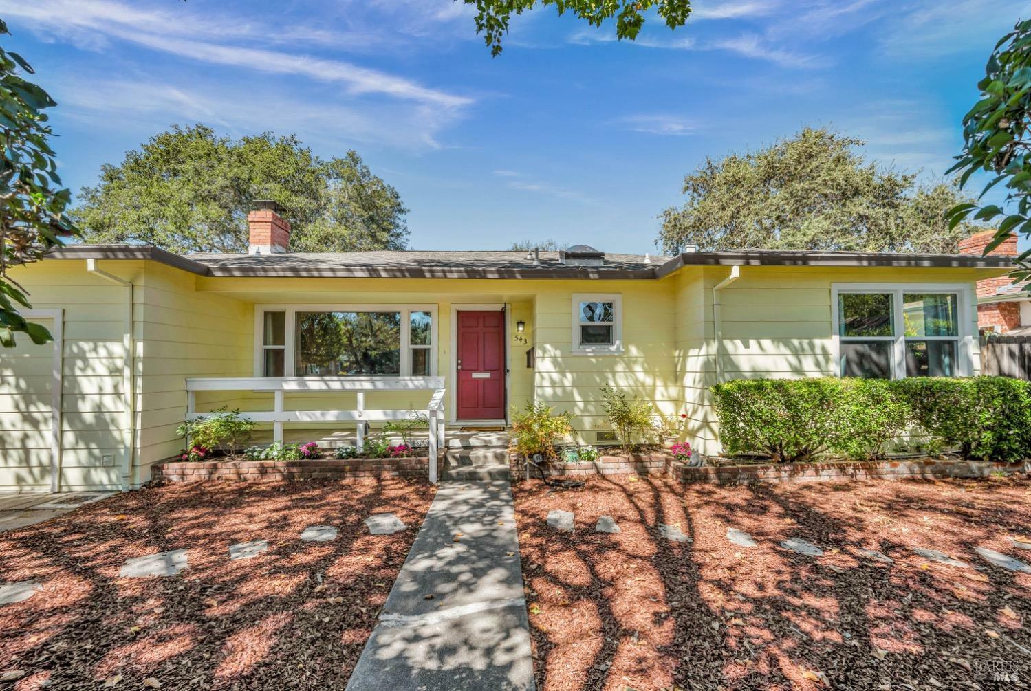 Property Photo:  543 Clement Avenue  CA 95401 