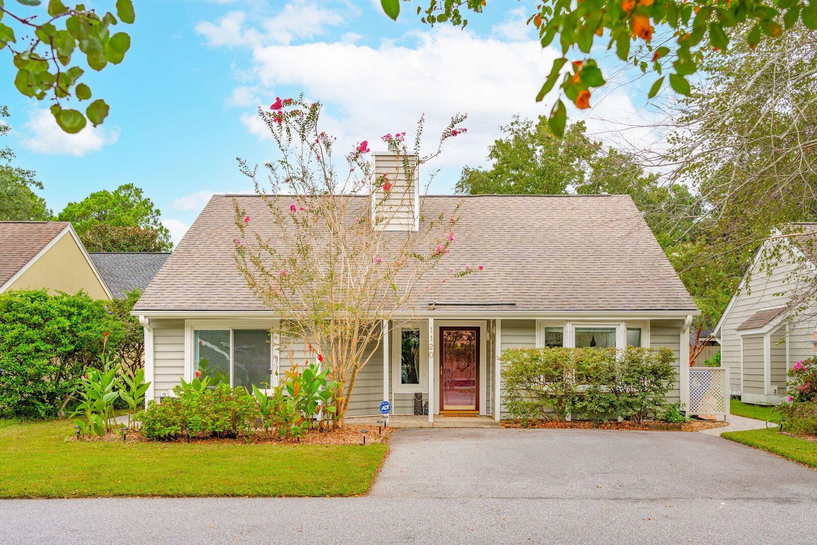 Property Photo: 1120 Astor Drive SC 29464