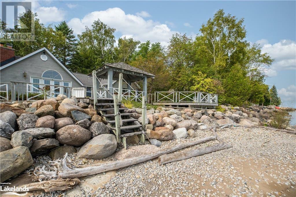 Property Photo:  86 Lakeshore Drive  ON N0H 2P0 