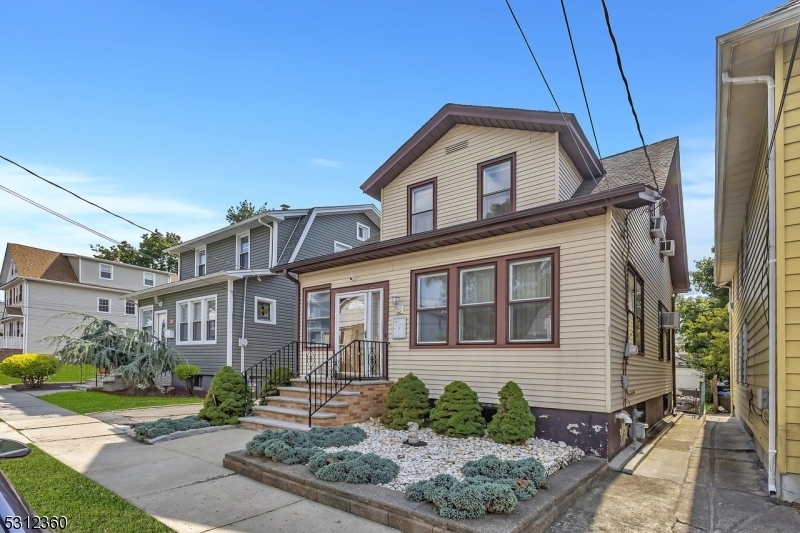 Property Photo:  368 Rutgers Ave  NJ 07205 