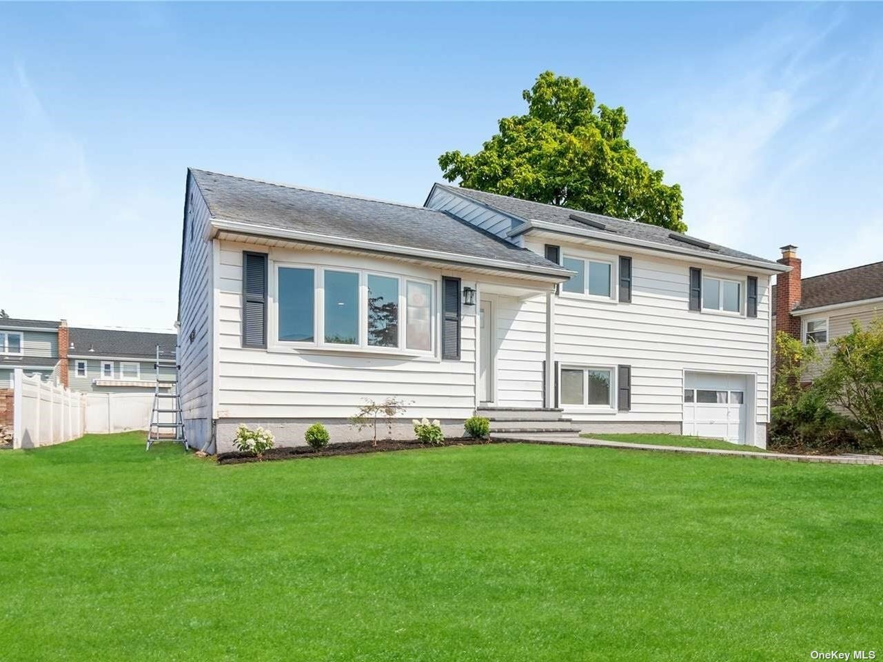 Property Photo:  3685 Regent Lane  NY 11793 