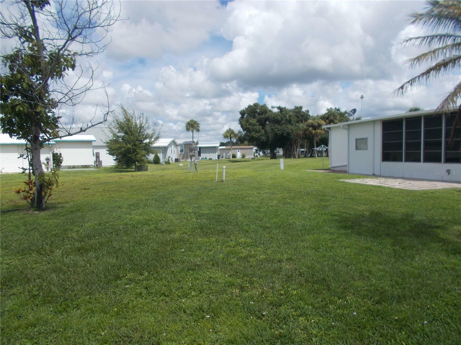 Property Photo:  5751 Holiday Park Boulevard  FL 34287 