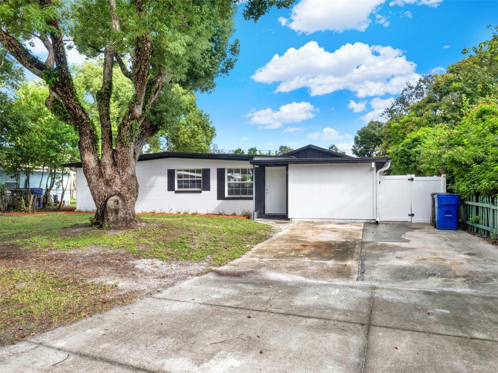 Property Photo:  1002 Ursula Street  FL 34761 