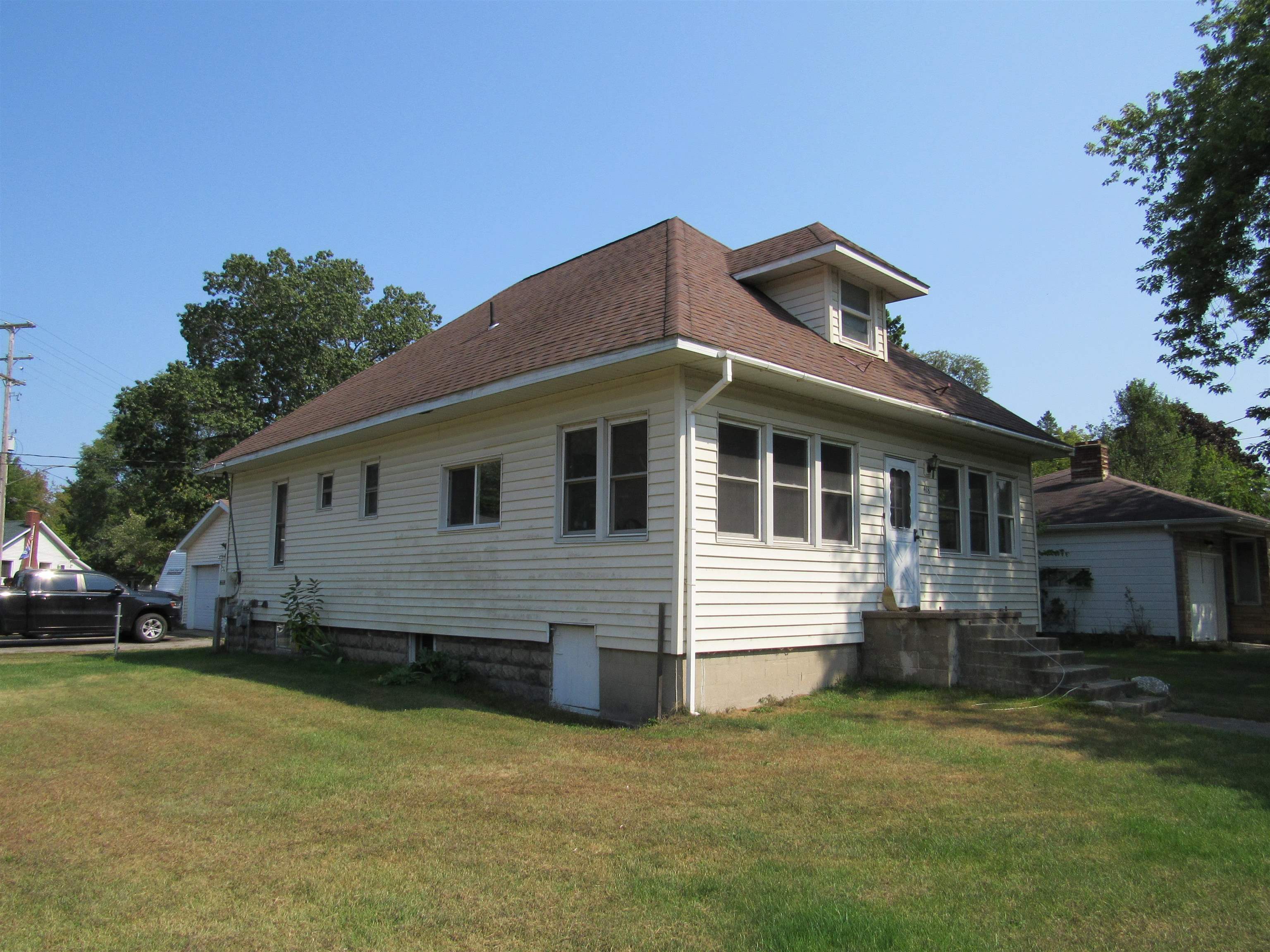 Property Photo:  418 Bridge Street  MI 48730 