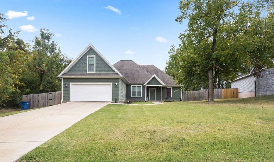 Property Photo:  27 Hillswick Lane  AR 72715 