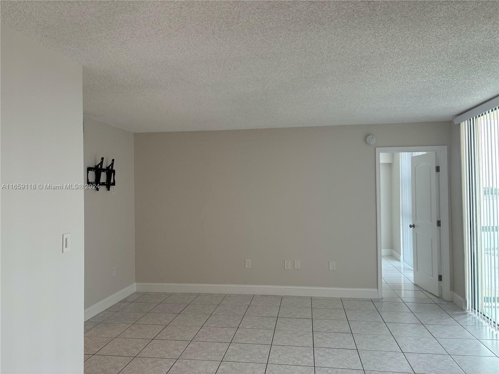 Property Photo:  2055 SW 122nd Ave 506  FL 33175 