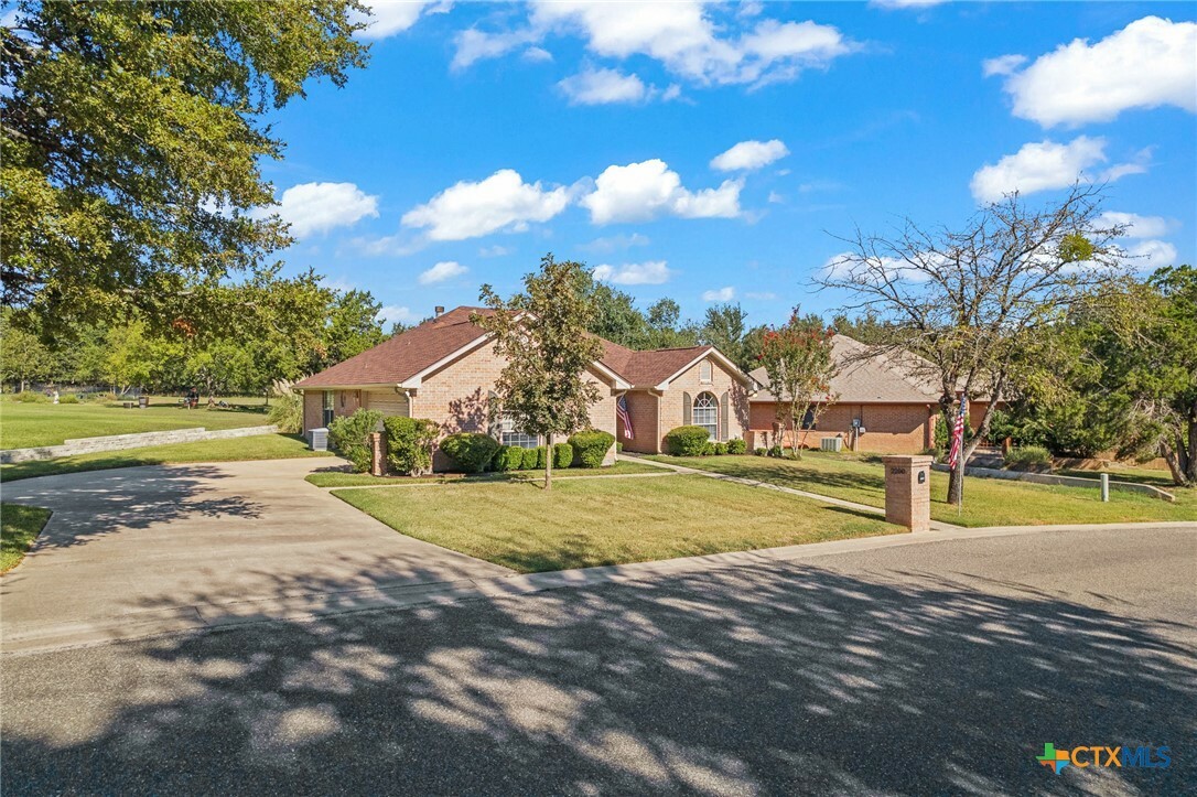 Property Photo:  2200 Chisholm Trail  TX 76571 