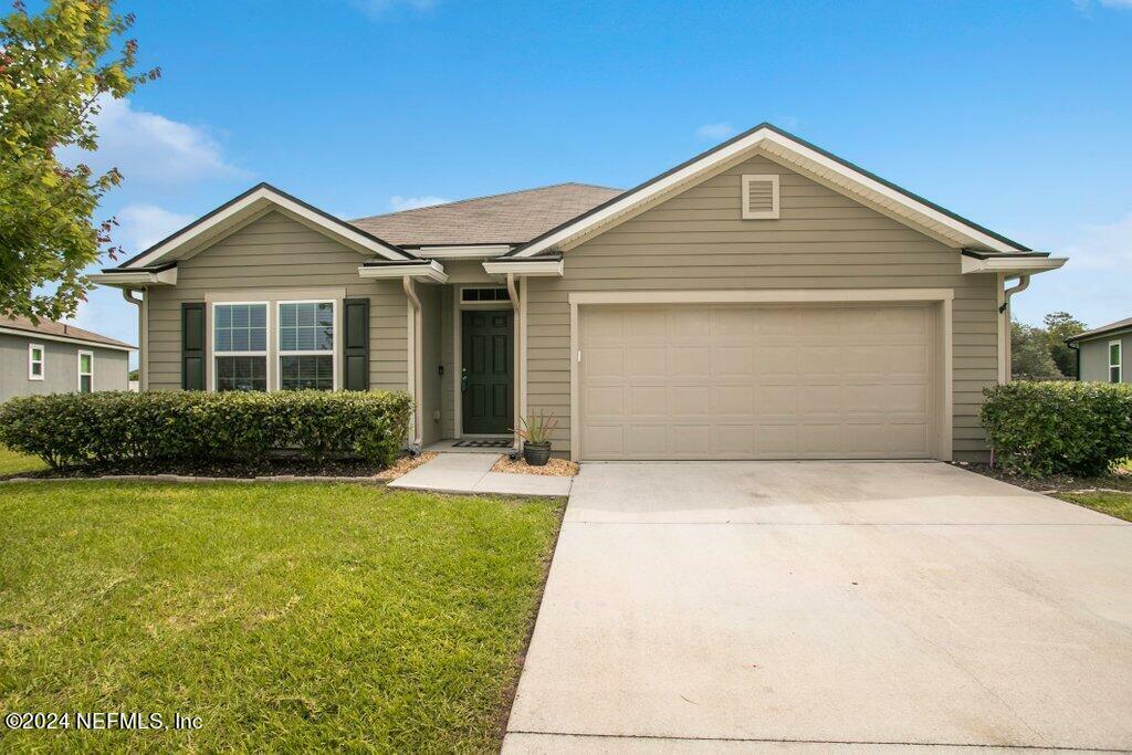 Property Photo:  3336 Canyon Falls Drive  FL 32043 