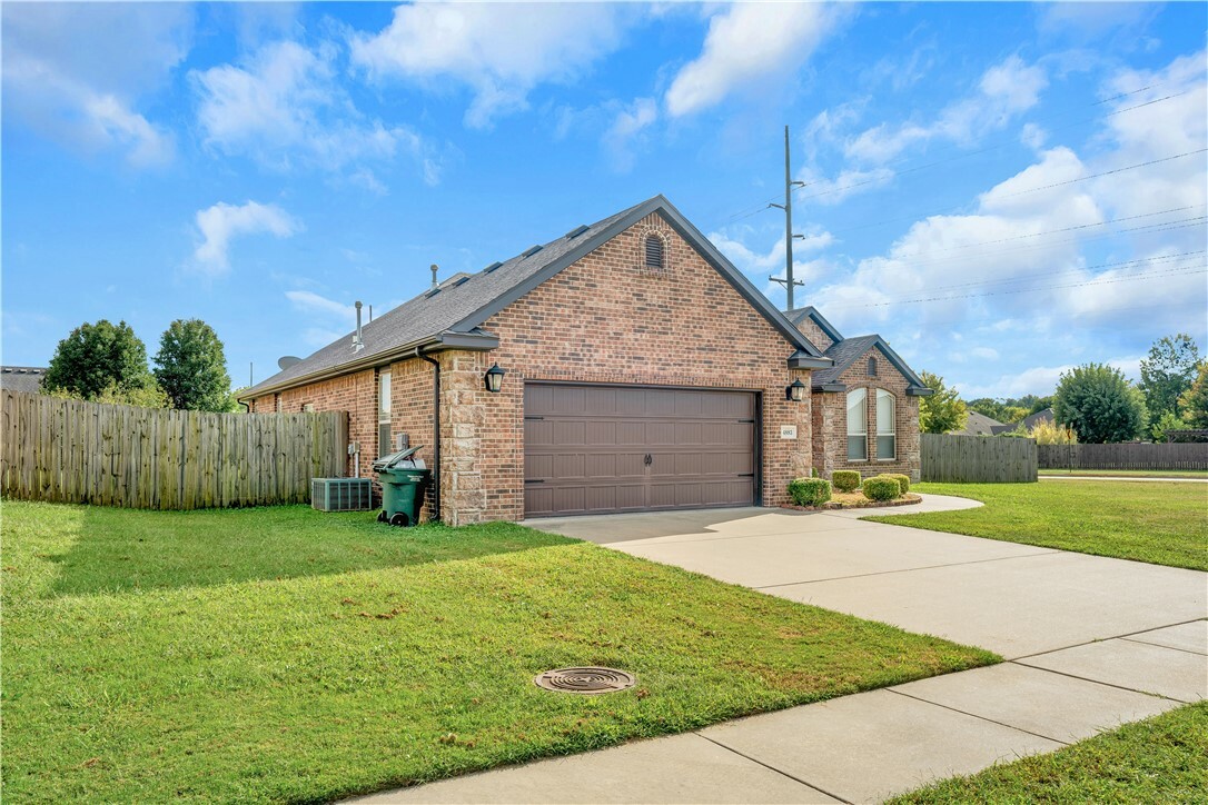 Property Photo:  4883 W Tumbleweed Street  AR 72704 