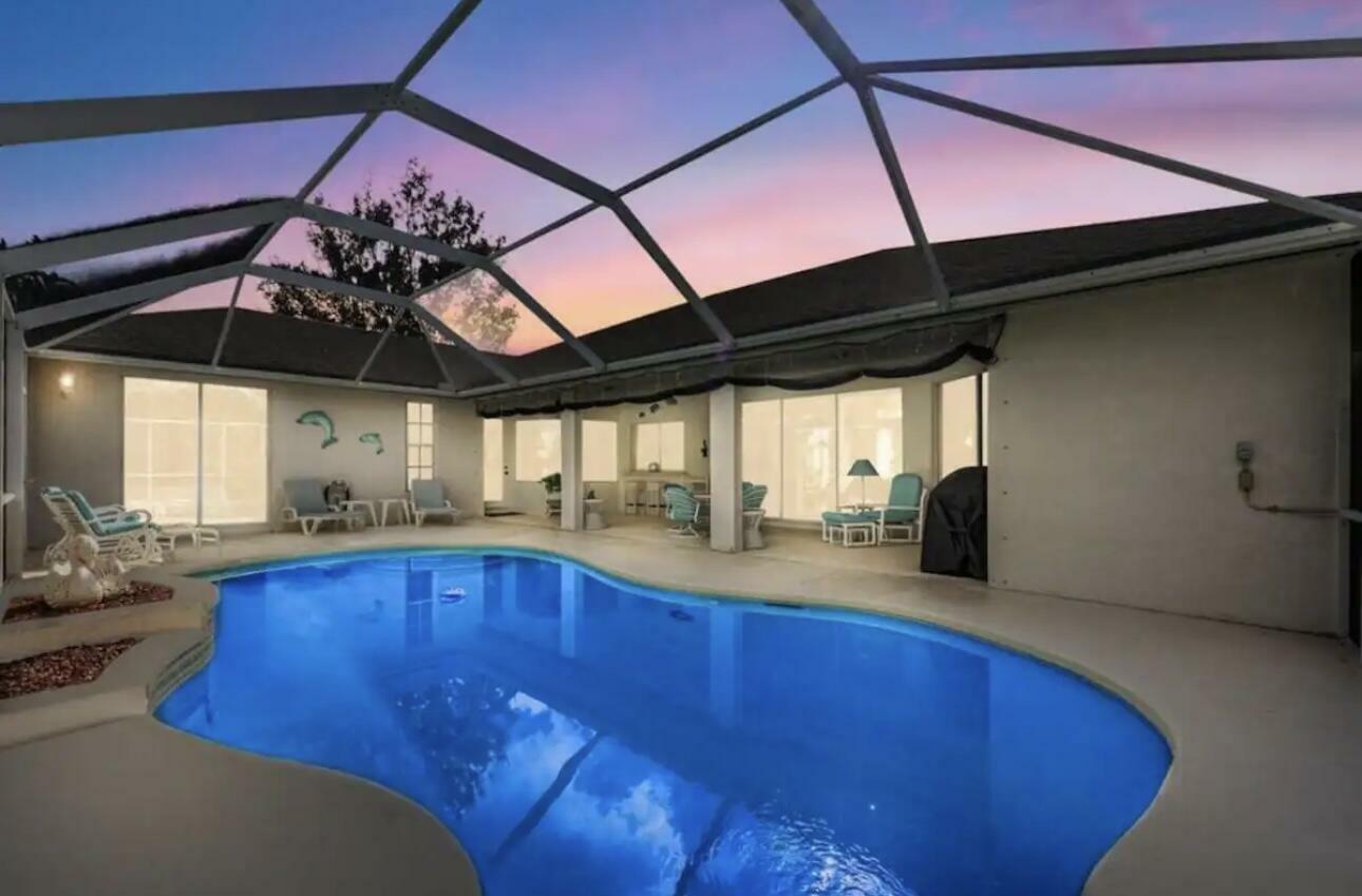1104 SE Strathmore Drive  Port Saint Lucie FL 34952 photo