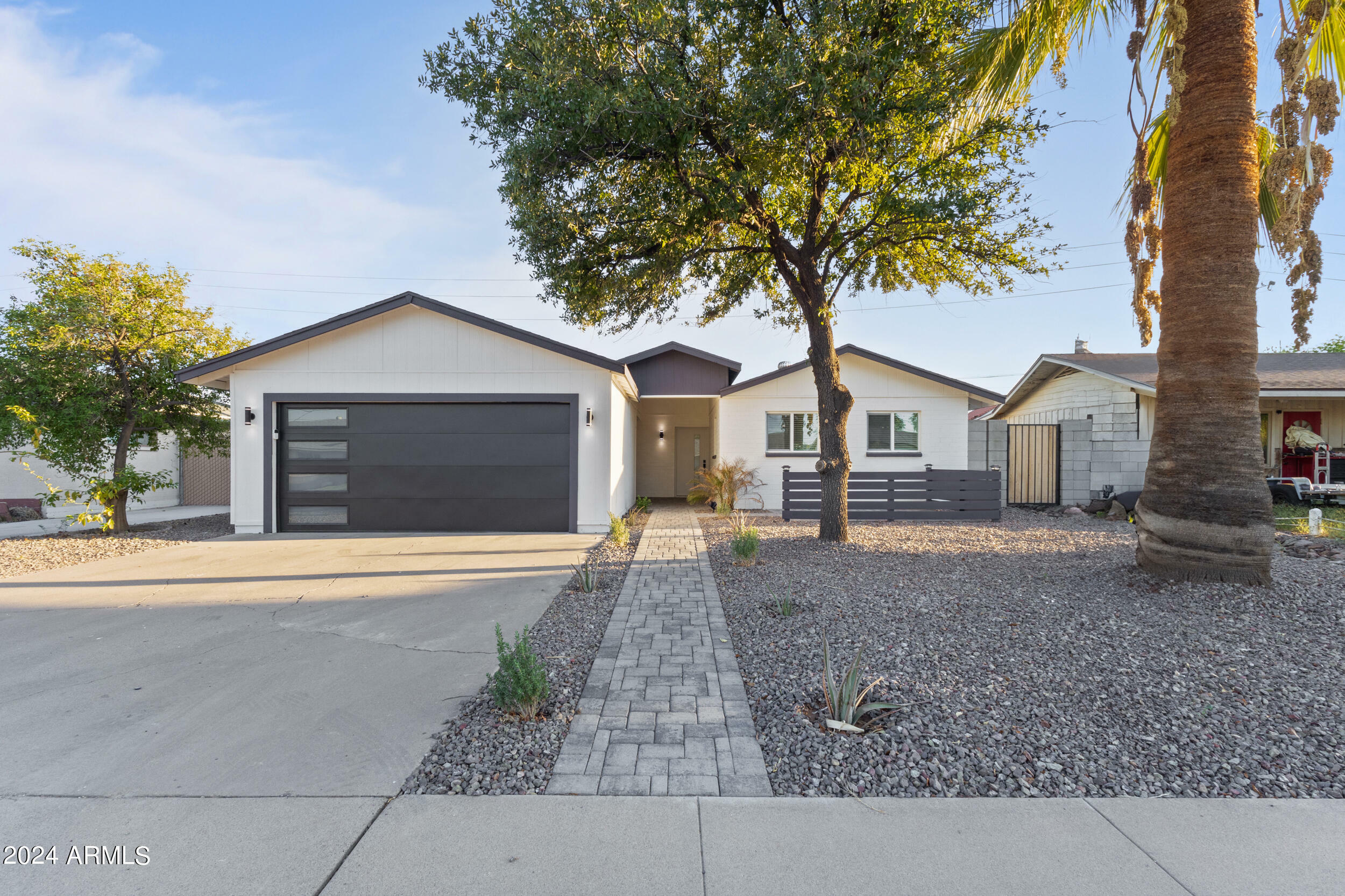 Property Photo:  6907 E Pinchot Avenue  AZ 85251 