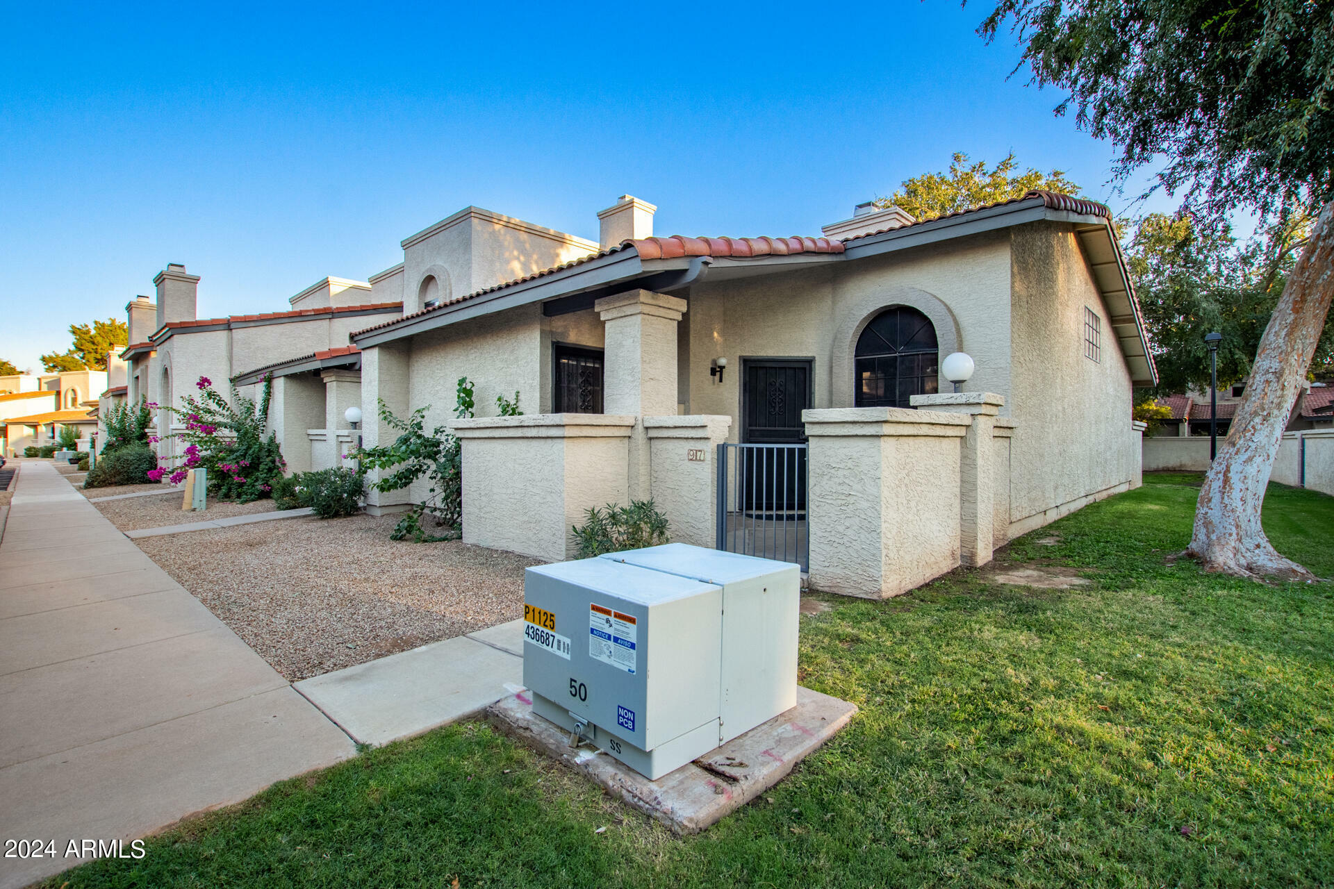 Property Photo:  1718 S Longmore -- 97  AZ 85202 