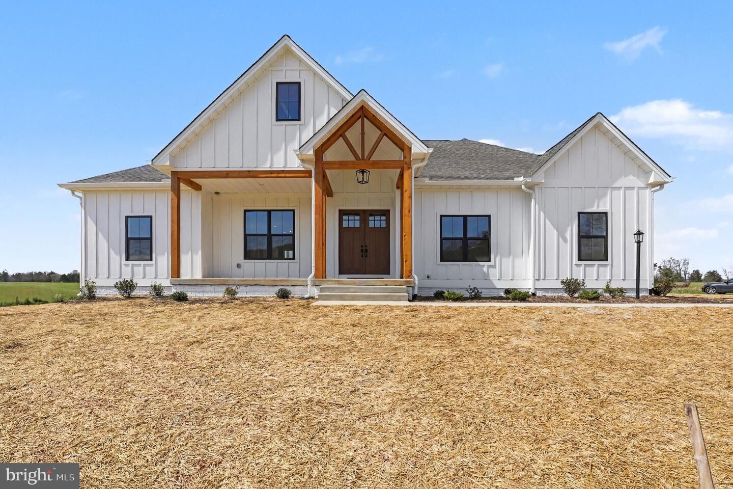 Property Photo: 9328 Piney Mountain Rd VA 20186