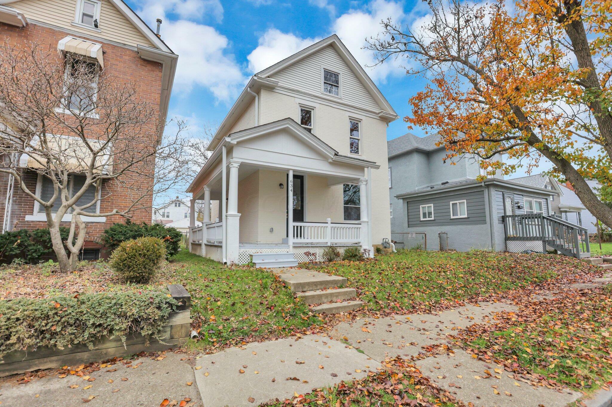 Property Photo:  634 E Mithoff Street  OH 43206 