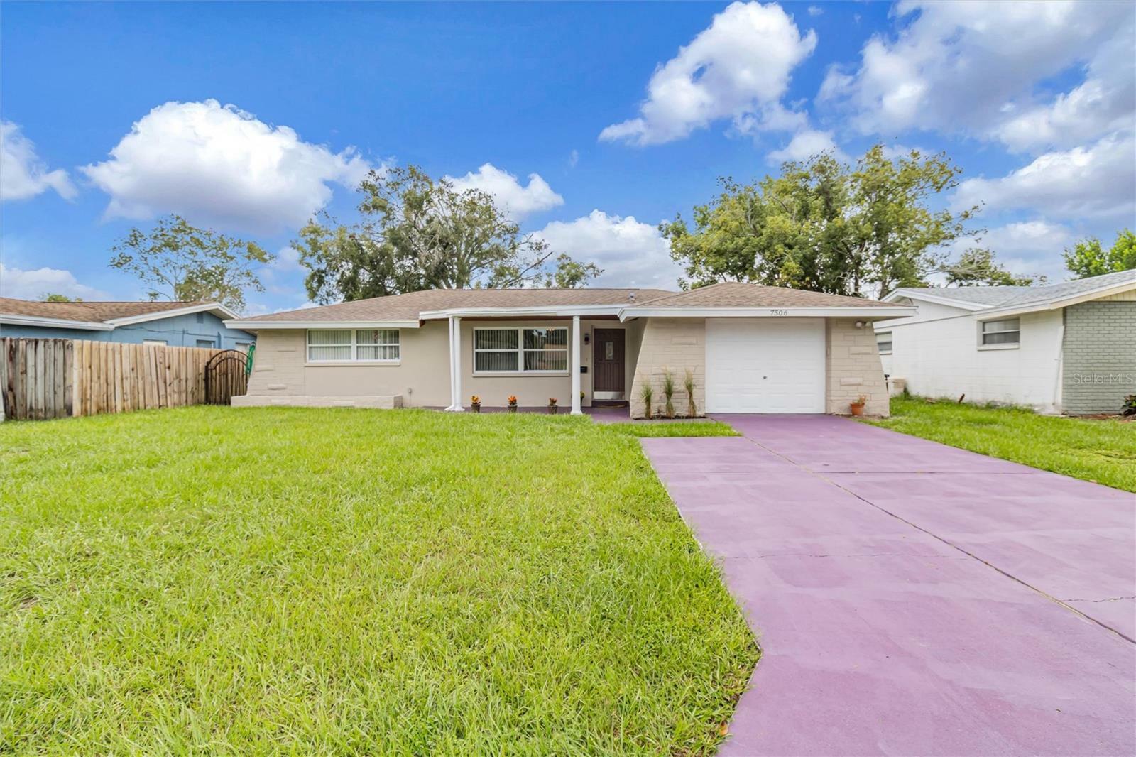 Property Photo:  7506 Cumber Drive  FL 34653 