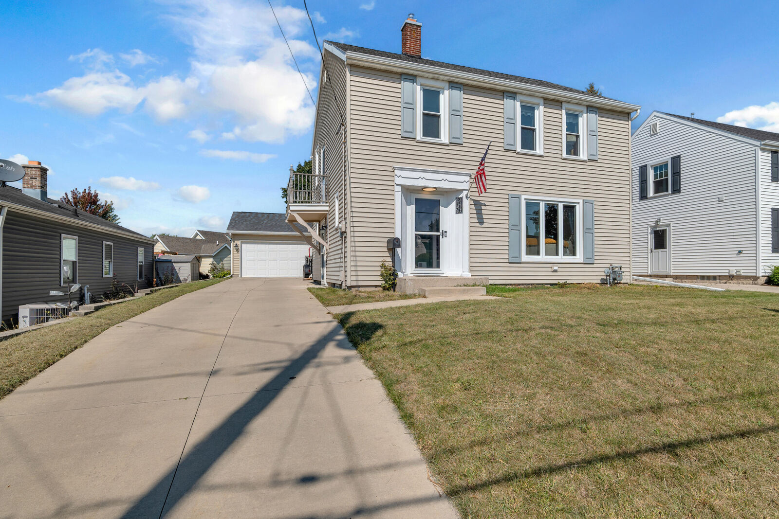 Property Photo:  1122 Fairmont Ln  WI 54220