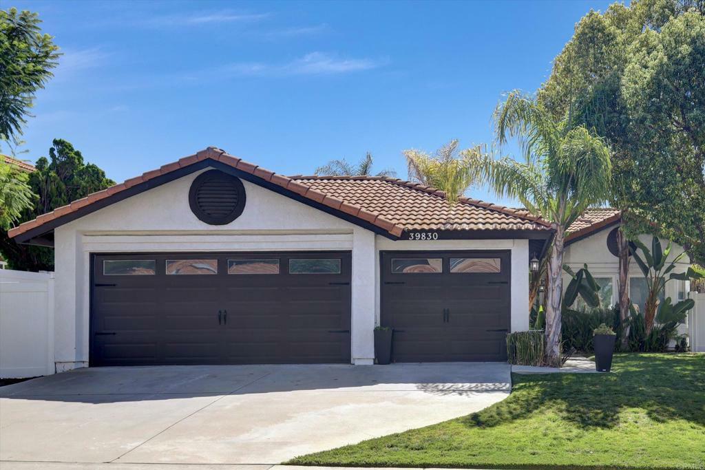 Property Photo:  39830 Braewood Court  CA 92563 