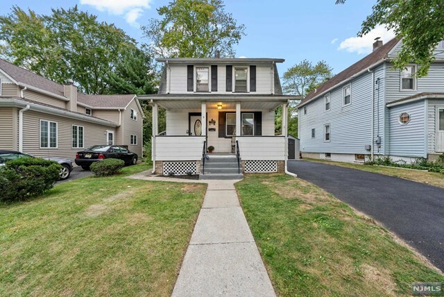 Property Photo:  9 Lawrence Avenue  NJ 07628 