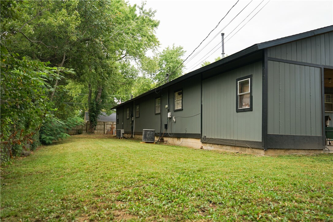 Property Photo:  3 & 5 Crest Street  AR 72774 