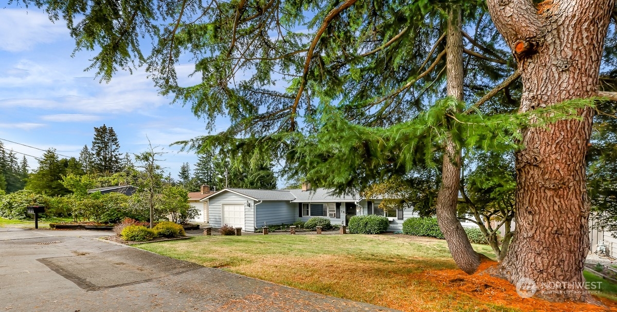 Property Photo:  2123 Erie Street  WA 98229 