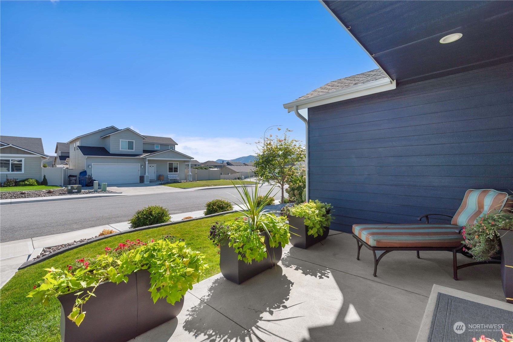 Property Photo:  276 S Mystical Avenue  WA 98802 