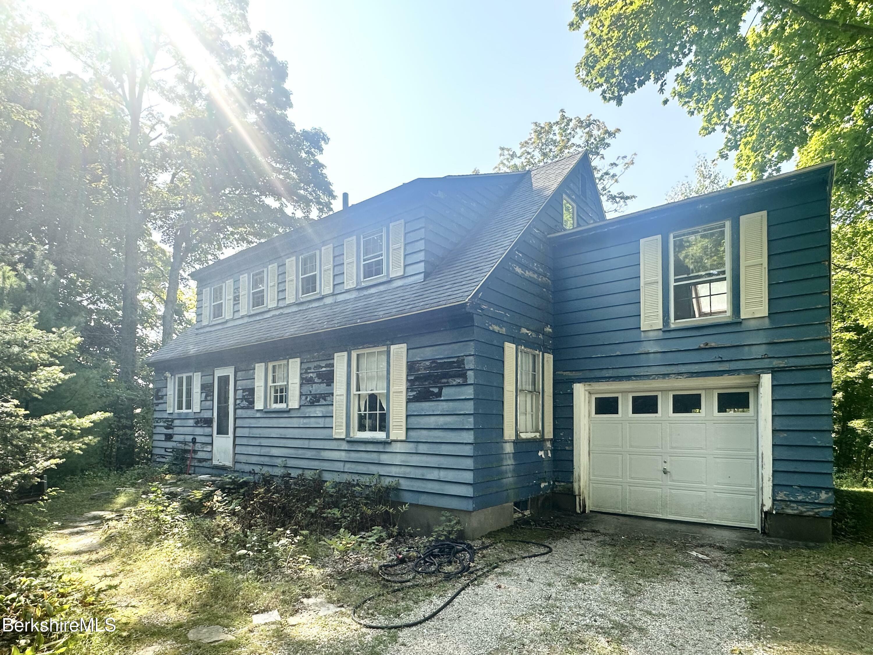 19 Upland Rd  Pittsfield MA 01201 photo
