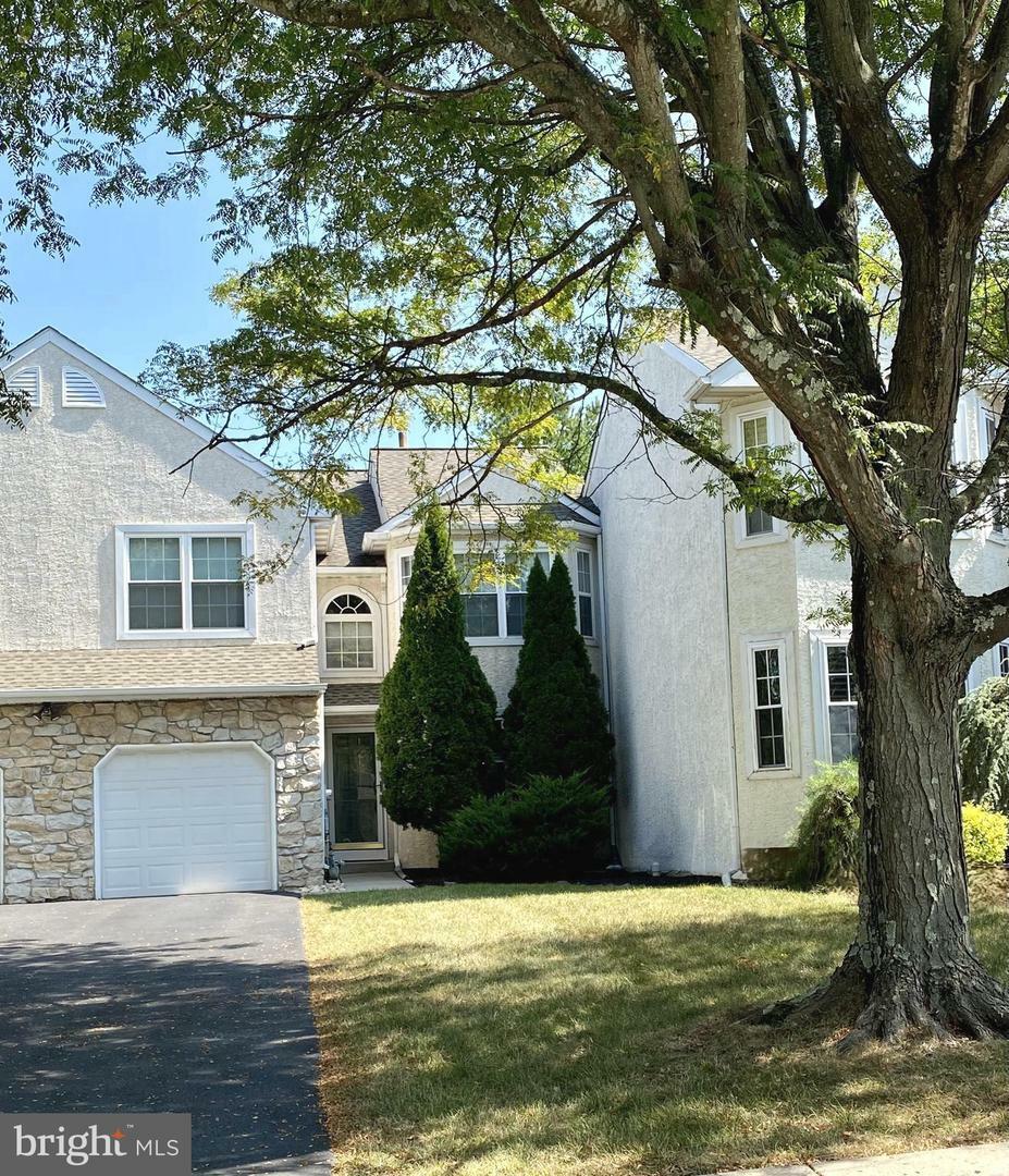 209 Primrose Lane  Maple Glen PA 19002 photo