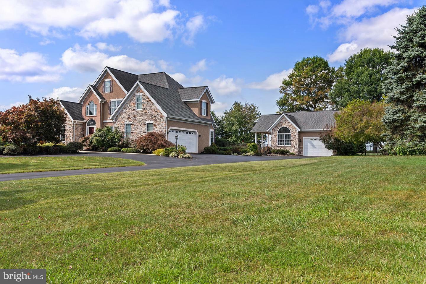 Property Photo:  209 Springfield Drive  MD 21901 