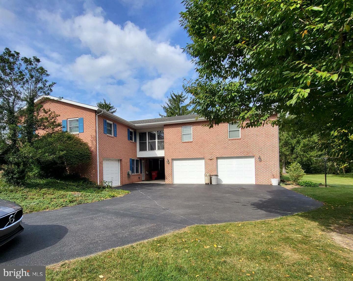 Property Photo:  110 Jameslee Drive  PA 17202 