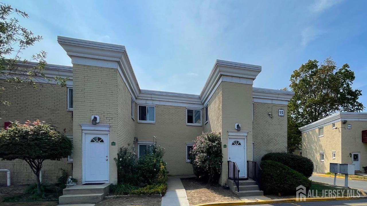 Property Photo:  15 Lake Avenue 5A  NJ 08816 