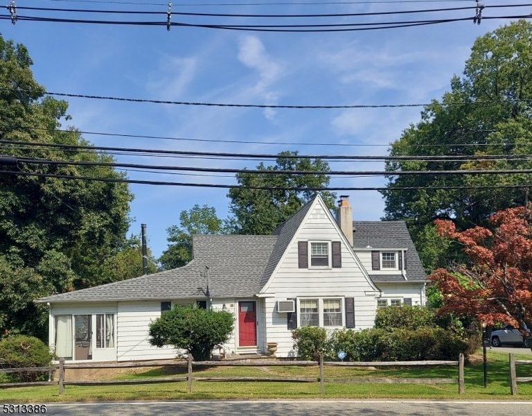 Property Photo:  465 Goffle Hill Rd  NJ 07506 