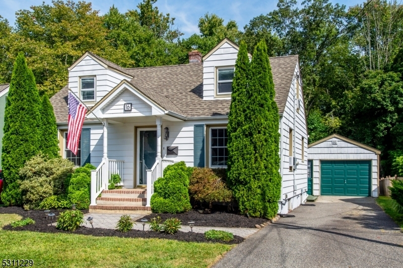 Property Photo:  16 Walnut St  NJ 07403 