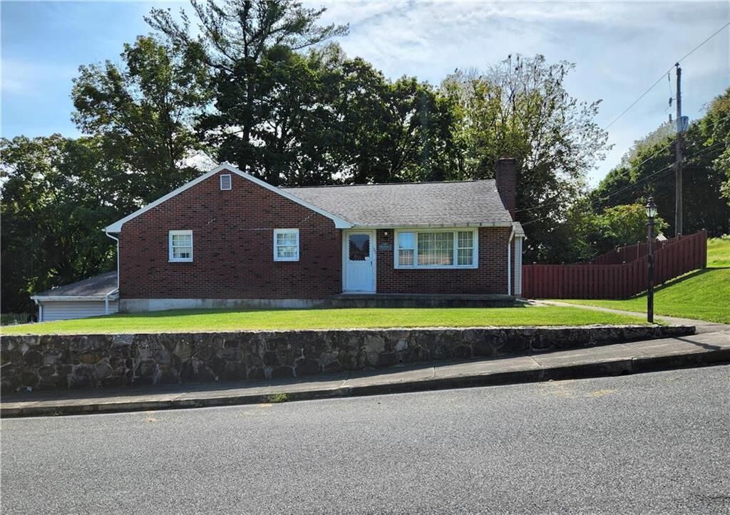 Property Photo:  103 Ruth Street  PA 18351 