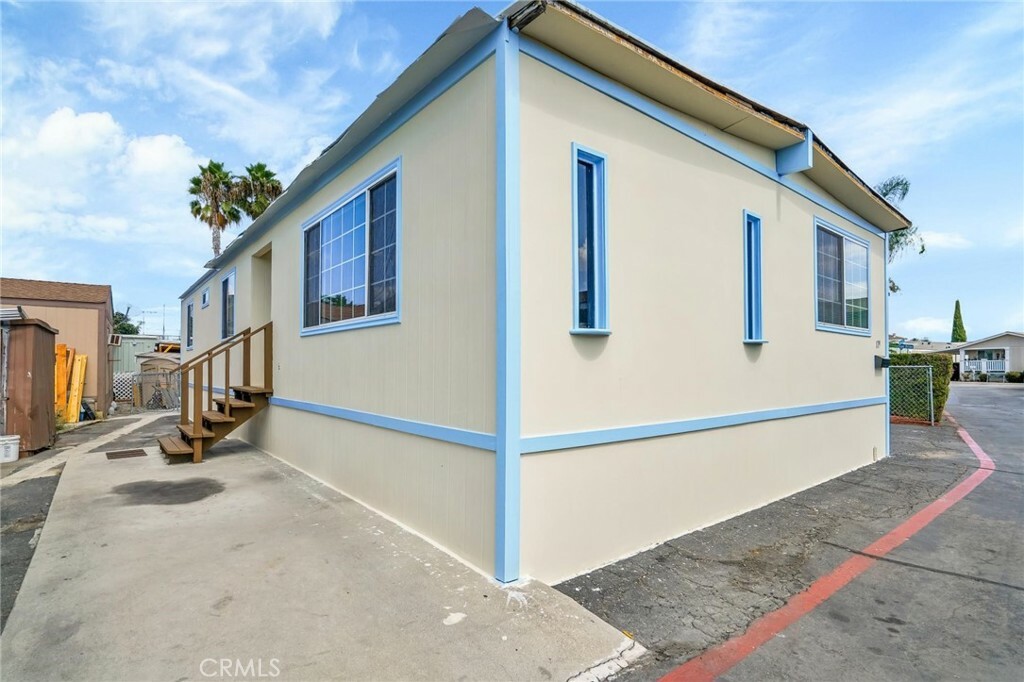 Property Photo:  6475 Atlantic 179  CA 90805 