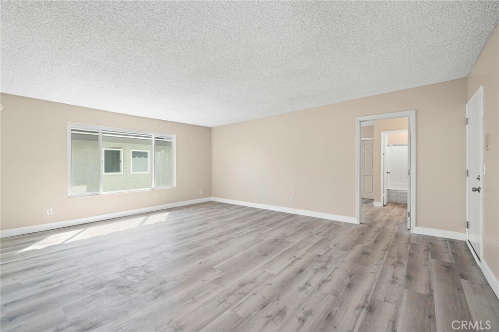 Property Photo:  23418 Arlington Avenue 6  CA 90501 